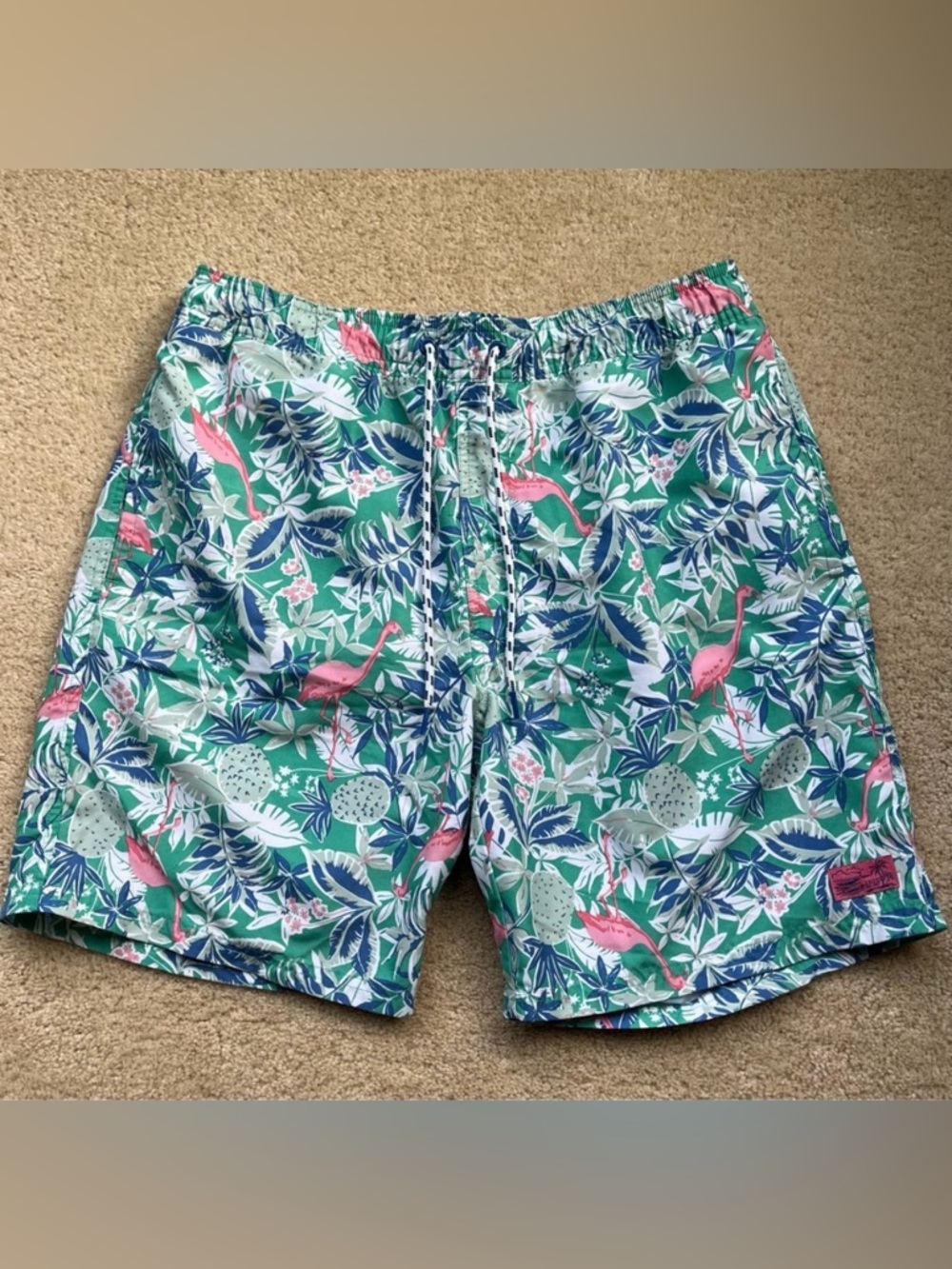 IZOD Saltwater Men’s Hawaiian Floral Pink Flamingo Swim Trunks - Size L - EUC
